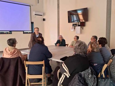A Guarda visibiliza la experiencia de sus mujeres mayores con un libro lleno de historias reales