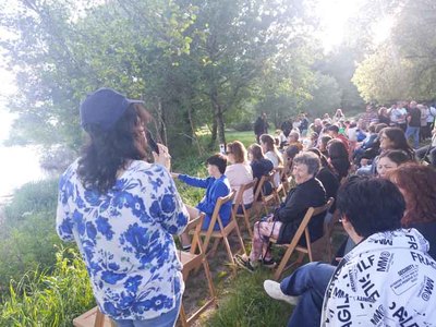 Ms de 150 personas participan en la andaina -Amorn y el contrabando de los huevos- guiada por la historiadora Natalia Jorge