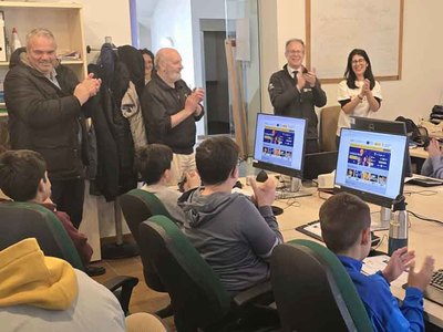 Quince jvenes de A Guarda se forman en competencias digitales durante sus vacaciones escolares