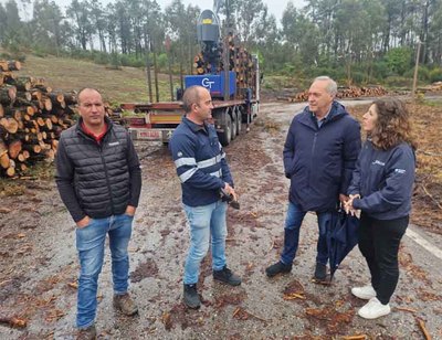 Tres empresas del Baixo Mio modernizan su maquinaria forestal con ayudas de la Xunta por 485.000 euros