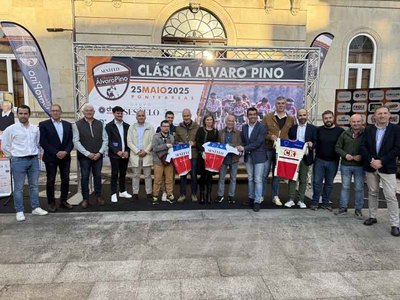 Gran acogida en la presentacin oficial de la Sestelo Clsica lvaro Pino, ms que una marcha, una fiesta del ciclismo