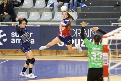 Bera Bera impone su fsico y frena al Guards en su penltima cita liguera
