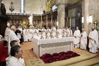 Monseor Antonio Valn presidir la misa solemne de San Telmo en la catedral de Tui