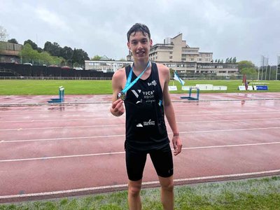 El atleta guards lex Sierpes, rumbo al Nacional Sub18 tras proclamarse campen gallego