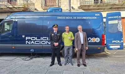El servicio VIDOC de la Polica Nacional permite tramitar DNI y pasaporte en A Guarda sin desplazamientos