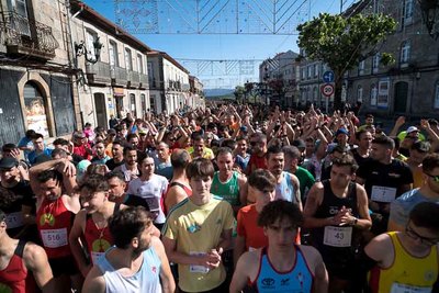 La Carreira Popular de San Telmo recauda ms de una tonelada de alimentos en su I Memorial Xos Martnez Tato