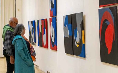 La Sala de Exposicins de Tui acoge la presentacin del catlogo -Borders- del artista cordobs Jacinto Lara