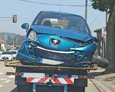 Una vecina de O Rosal resulta herida en un accidente en la PO-552 en Oia