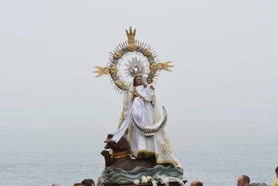 Santa Mara de Oia se prepara para las fiestas en honor a la Virgen del Carmen, Penteconts y la Virgen del Mar