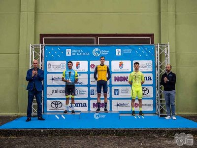 El Team Oiense suma dos platas y un bronce en el Campeonato de Galicia de Contrarreloj