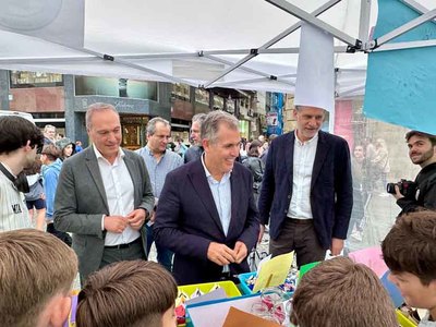 El talento emprendedor de Tomio y Tui destaca en el cierre de curso de DepoEmprende 2025
