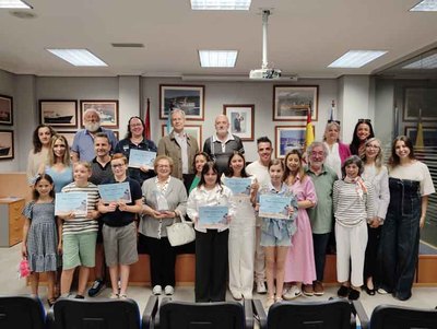 Gabriela Alfaya gana el VII Certamen Literario de Orpagu con un emotivo homenaje a las redeiras