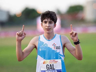 El rosaleiro Alejandro Santos roza el podio por equipos con Galicia y brilla a nivel individual