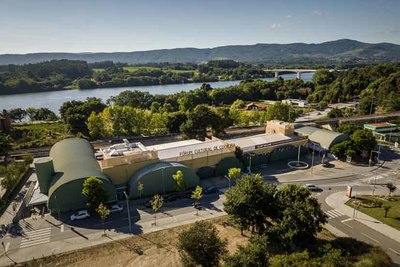 El Museu Bienal de Cerveira moderniza sus instalaciones y abre su reserva tcnica al pblico