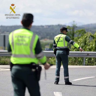 Seguridad vial: control intensivo de la Guardia Civil al transporte turstico en Pontevedra