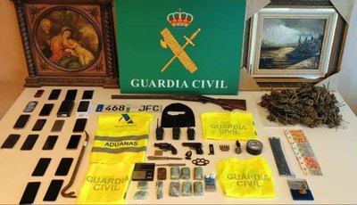  Detenidos cuatro integrantes de un grupo criminal que asaltaba viviendas en Ponteareas y O Rosal