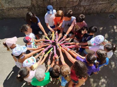 Comienza en Salvaterra el campamento rural Ludoconcilia FEMUPO, referente en conciliacin e inclusin