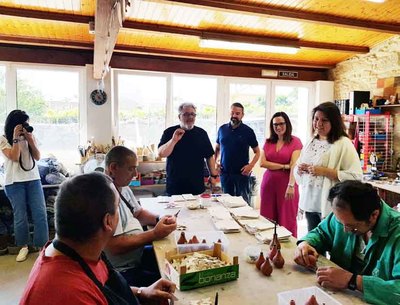 La directora general de Discapacidad visita Avelaa y elogia su labor en salud mental