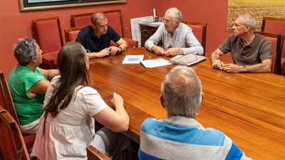 El alcalde de Tui se rene con la plataforma de afectados por el SU-11