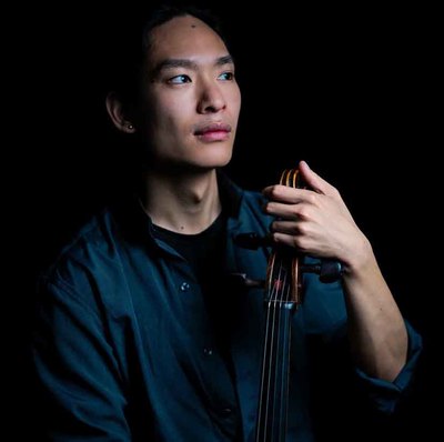 Mon-Puo clausura Msica no Claustro 2025 con un emotivo solo de violonchelo en la Catedral de Tui