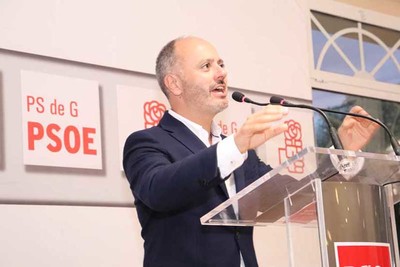 PSdeG y regidores locales acusan a la Xunta de falta de medios y planificacin frente al fuego