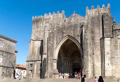 Los Reyes de Espaa y el presidente de Portugal presidirn el Comit de Honor del 800 aniversario de la Catedral de Tui