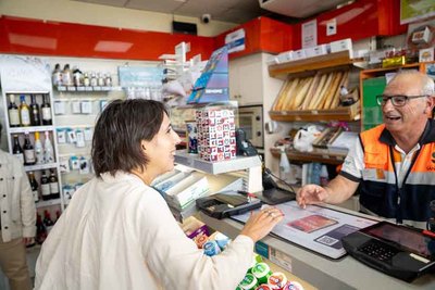 A Guarda acoge la presentacin del servicio de extraccin de dinero en estaciones de servicio del rural gallego