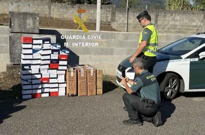 Zapatos de origen chino sin papeles: la Guardia Civil acta contra el contrabando en Tui