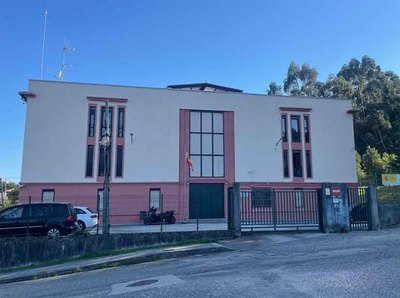 Reconocimiento institucional en A Guarda a los cuerpos de seguridad por su trabajo durante la Festa da Langosta