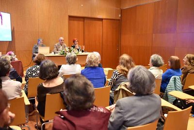 Valena conmemora los 12 aos del Clube de Leitura que fomenta la cultura, la amistad y el amor por los libros