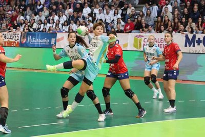 El Guards se lleva el derbi con msculo: victoria ante el Porrio (21-25) en la Liga Guerreras Iberdrola