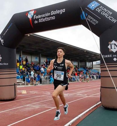 lex Sierpes, de A Guarda al rcord nacional: mejor marca espaola sub18 de la historia en milla al aire libre