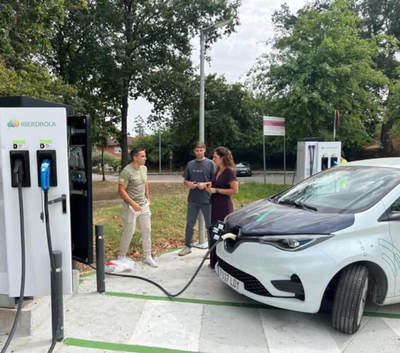 El Concello de Tomi�o estrena estaciones p�blicas de carga el�ctrica en Tomi�o y Goi�n