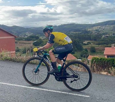 Talento gallego para 2026: Ar�n Lorenzo se incorpora al Team Oiense - Escuela Est�vez