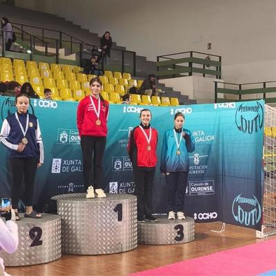 Salvaterra de Mi�o celebra el �xito de Ic�a Sousa, campeona en el Open de Ourense de Taekwondo