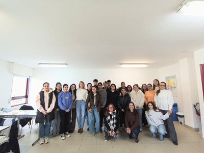 El Concello de Salceda refuerza su compromiso con la infancia en una visita a la EFA A Cancela