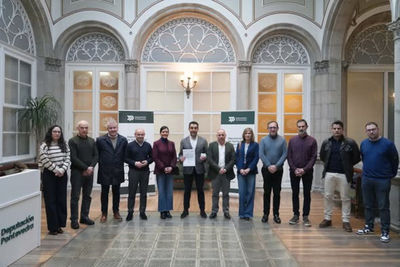 El alcalde de As Neves recibe en Pontevedra los informes de eficiencia energ�tica del programa +Renovables