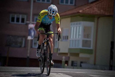 La experiencia de Gin�s L�pez seguir� siendo clave en el Team Oiense - Escuela Est�vez en 2026