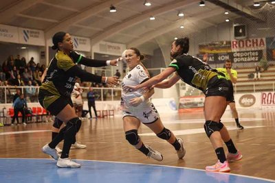 El Mecalia Atl�tico Guard�s saca car�cter en A Sangri�a y suma una victoria trabajada ante el Cicar