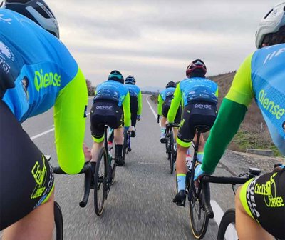 El ciclismo de Oia se mide en dos grandes pruebas nacionales: Padr�n y Zamora esperan al Team Oiense - Escuela Est�vez