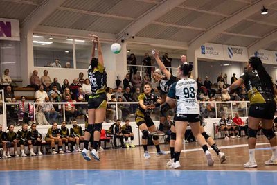 El Mecalia Guard�s visita Elche en plena crisis de resultados y con solo 12 jugadoras