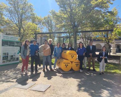 La Praza do Seixo de Tomi�o se convierte en escaparate del ecologismo gallego con ADEGA