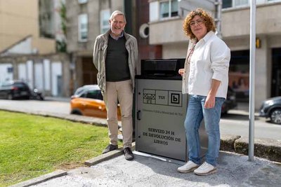 Nuevos ordenadores y buz�n 24h modernizan la Biblioteca Municipal de Tui