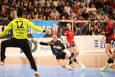 El Guard�s se despide de la Liga tras caer 15-20 en el derbi gallego