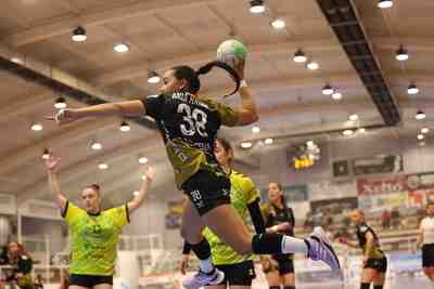 Ania Ramos continuar� en el Guard�s en la temporada 2026 2027