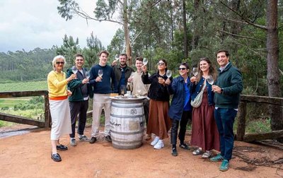 O Rosal protagoniza la visita de seis -Embajadores del Albari�o R�as Baixas- procedentes de Reino Unido