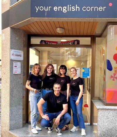 La escuela de ingl�s de A Guarda, your english corner, celebra su quinto aniversario 