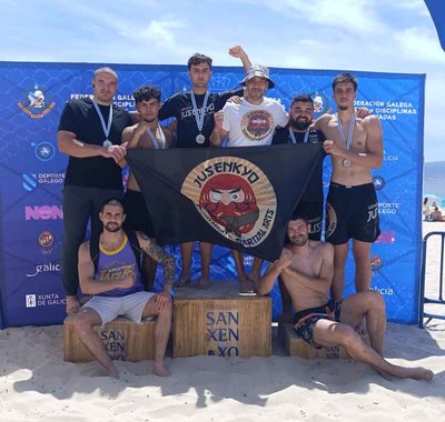 El Club Jusenkyo de Tui logra un pleno de podios en el Campeonato Gallego de Lucha Playa