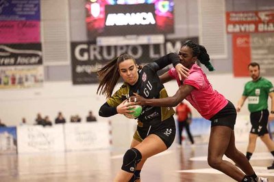 El Guard�s confirma la continuidad de Rosane Serrano, su s�ptima jugadora para el pr�ximo curso