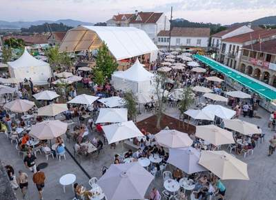 O Rosal brinda por una Feria del Vino hist�rica: tres d�as con la Praza do Calvario abarrotada